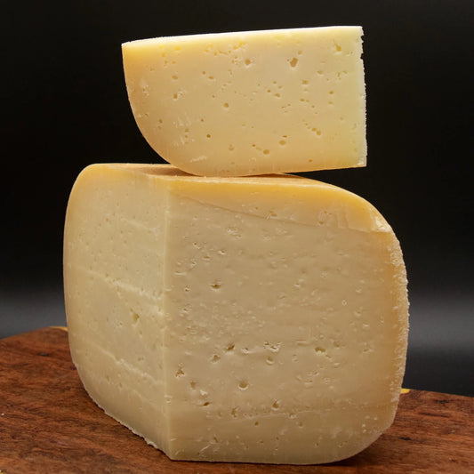 SHEEP CHEDDAR / Veldhuizen Cheese / Dublin, TX / Raw Sheep / Firm / By the Pound