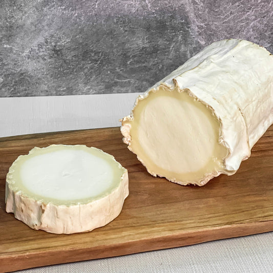 CANA DE OVEJA / Central Quesera Montesinos / Spain / Past. Sheep / Soft-Ripened